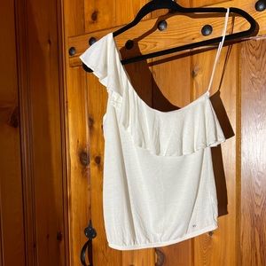 ✨American Eagle One-Shoulder Ruffle Neck✨